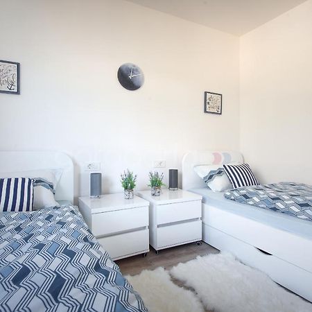 Luxury Apartment Sofia -Free Beach Parking Makarska Luaran gambar