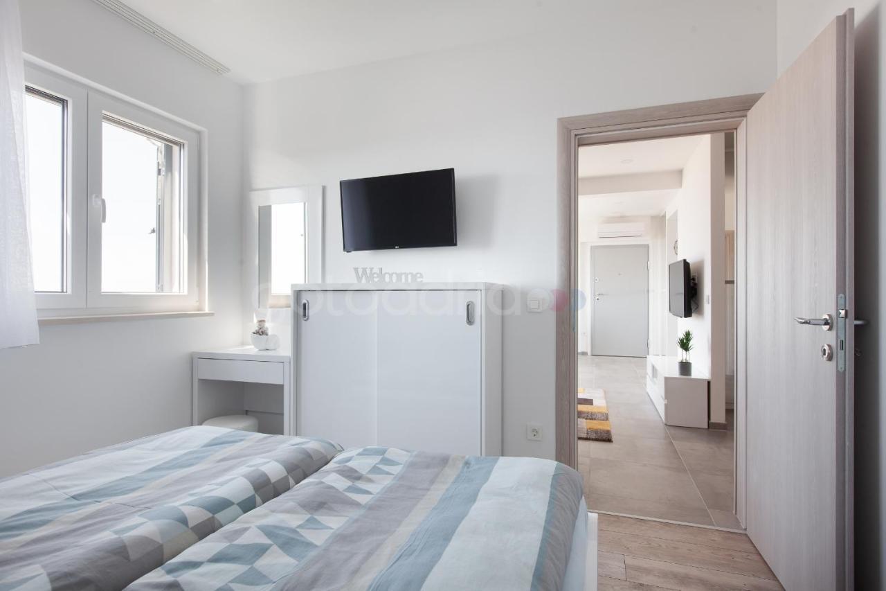 Luxury Apartment Sofia -Free Beach Parking Makarska Luaran gambar
